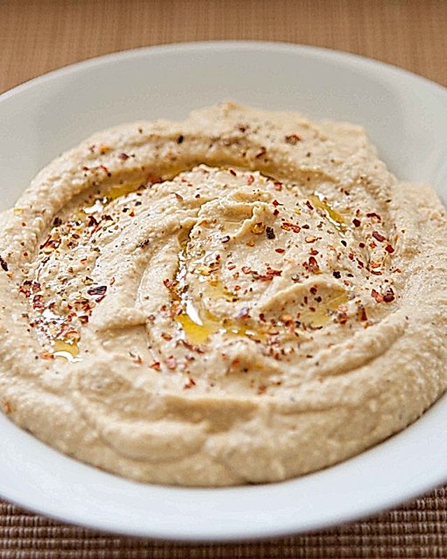 Libanesischer Hummus