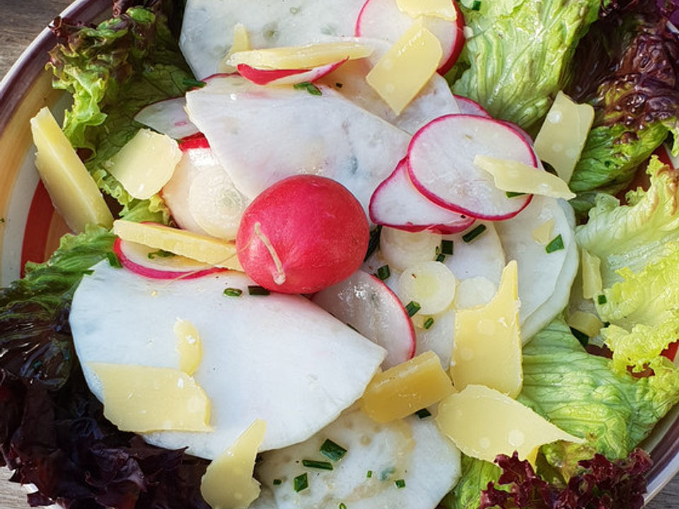 Radieschen-Mairübchen-Salat von caipiri | Chefkoch