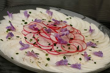 Radieschen-Mairübchen-Salat