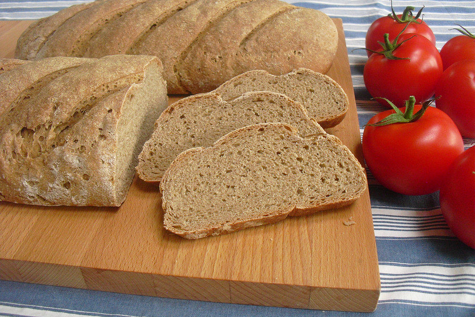 Bauernbrot mit Rübenkraut