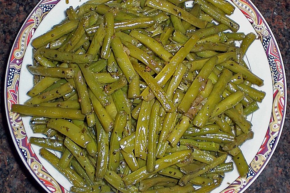 Grüne Bohnen mit Kräutern der Provence Grüne Bohnen mit Kräutern der Provence