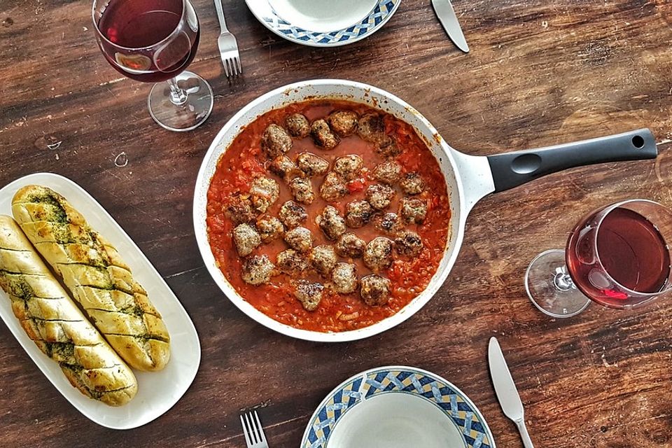 Albondigas