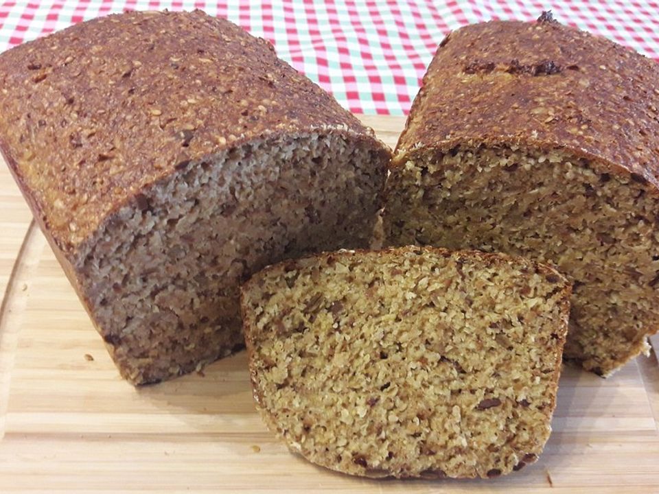 Eiweissbrot Mit Chiasamen Von Dasbomi Chefkoch