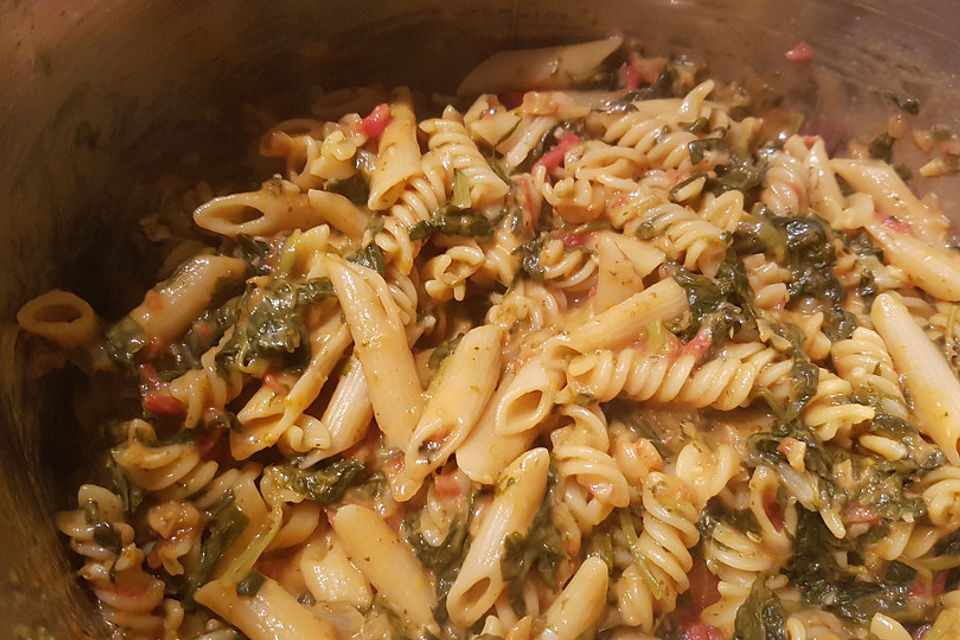 One-Pot-Pasta: Italienischer Wundertopf