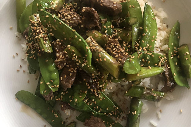 Kurzgebratenes Rindfleisch mit grünem Gemüse von NatuerlichLecker| Chefkoch