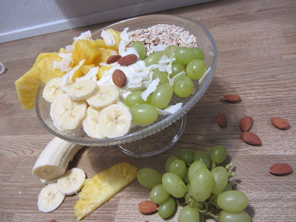 Haferflocken mit Joghurt und Obst von Carlex| Chefkoch