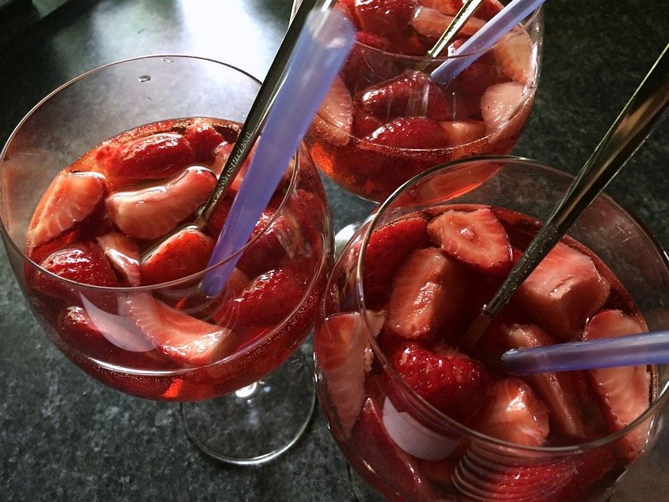 Erdbeerbowle von bertibond | Chefkoch