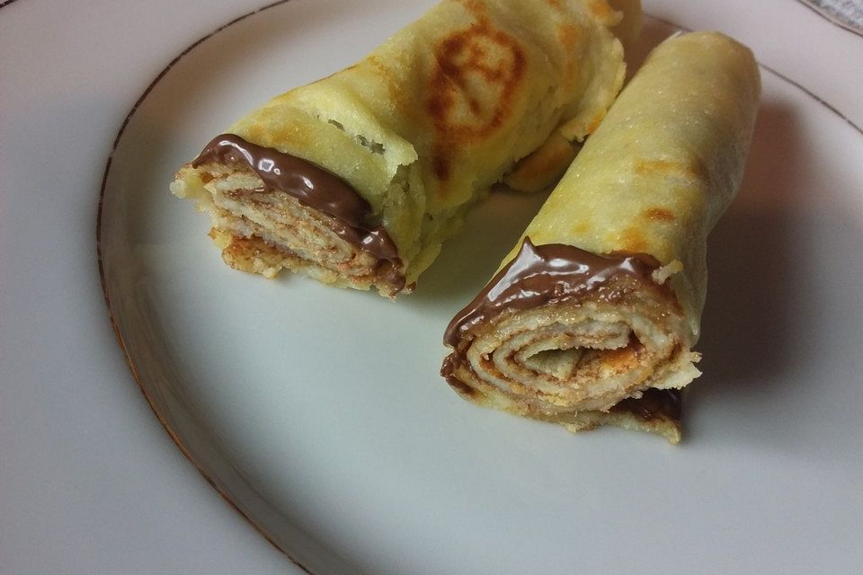 Honig-Bananen-Pfannkuchen mit Nutella