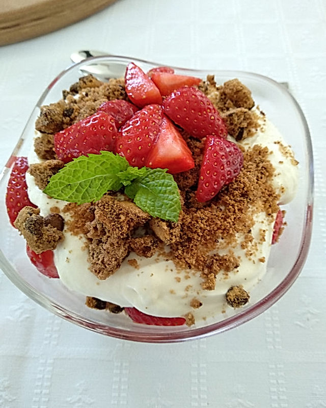 Erdbeer-Cookie-Dessert