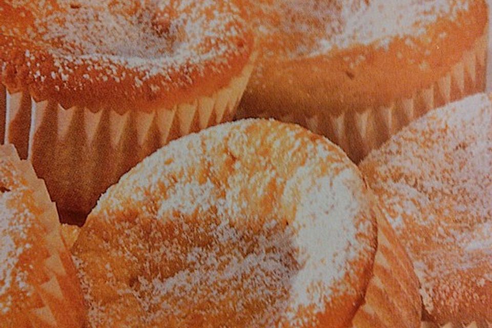 Süße Kürbis-Muffins mit Apfelsaft