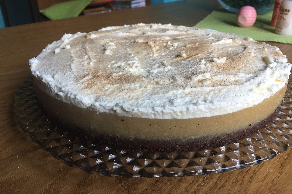 Apfelmus-Sahne-Torte