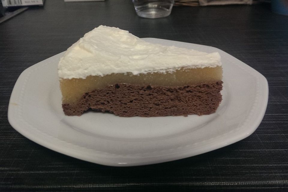 Apfelmus-Sahne-Torte