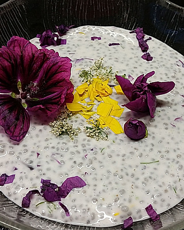 Chia-Blüten-Pudding