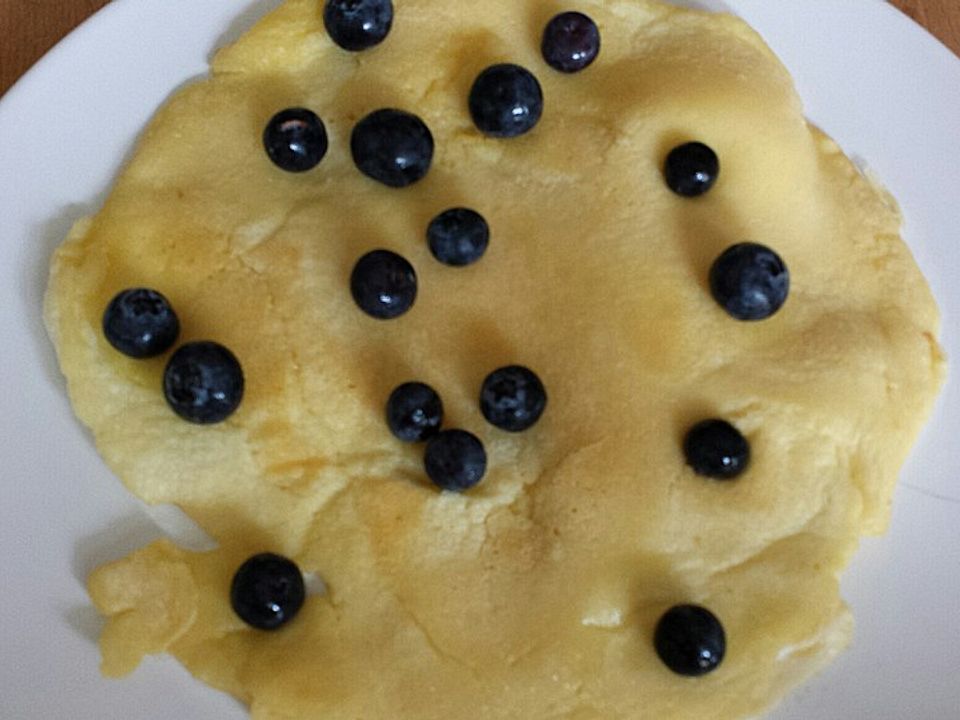 Eierpfannkuchen mit Blaubeeren von Levin-Superkoch| Chefkoch