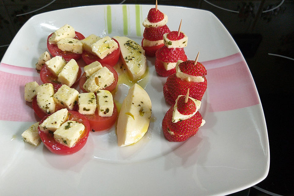 Erdbeeren à la Caprese