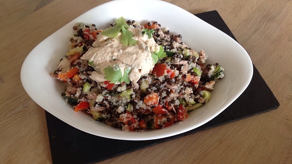 Sommerlicher Linsen Couscous Salat Mit Thunfisch Von Schoko Junky Chefkoch 