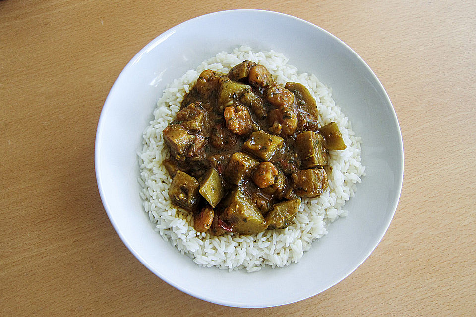 Kreolisches Auberginencurry mit Garnelen