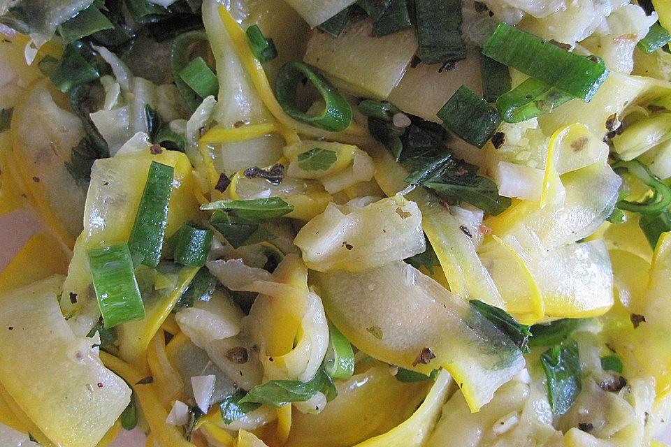 Zucchini-Salat