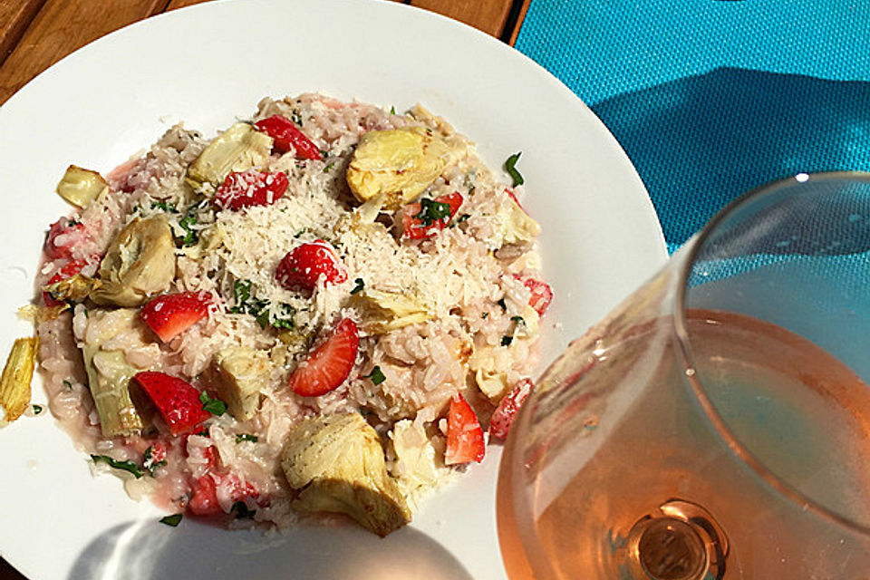 Artischocken-Risotto mit Erdbeeren