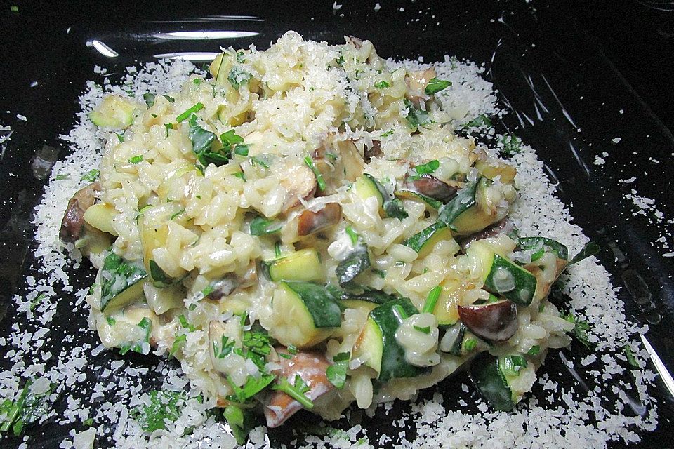 Pilzrisotto mit Zucchini