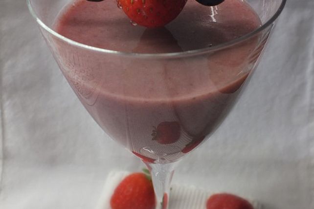 Erdbeer-Heidelbeer-Smoothie von hupferle09| Chefkoch