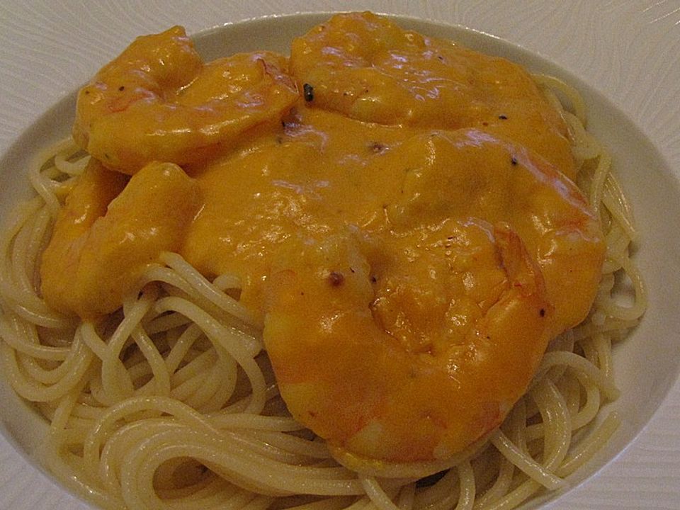 Spaghetti mit Garnelen und Sahne-Knoblauchsauce von LadyIInRed | Chefkoch