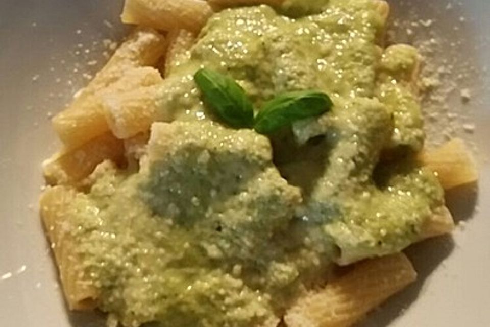 Zucchinisauce zu Nudeln Zucchinisauce zu Nudeln