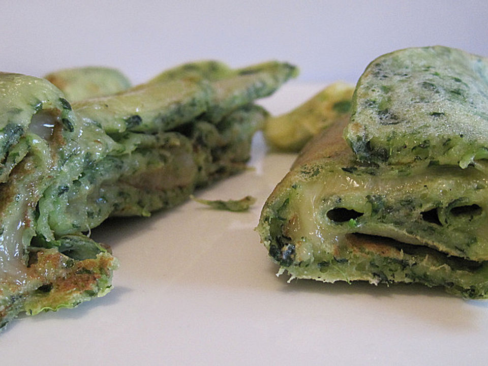 Mit Käse gefüllte Spinatpfannkuchen von Sarolta27| Chefkoch Mit Käse gefüllte Spinatpfannkuchen von Sarolta27| Chefkoch