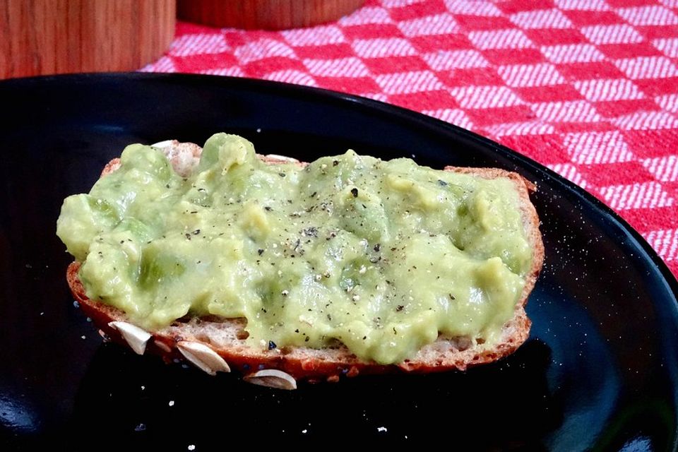 Erbsen-Crostini Erbsen-Crostini