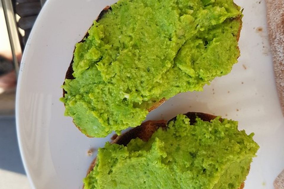 Erbsen-Crostini Erbsen-Crostini