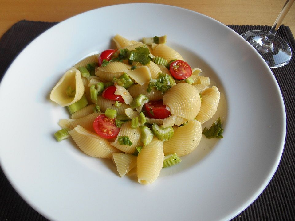 Strozzapreti mit Staudensellerie von Fiammi Chefkoch