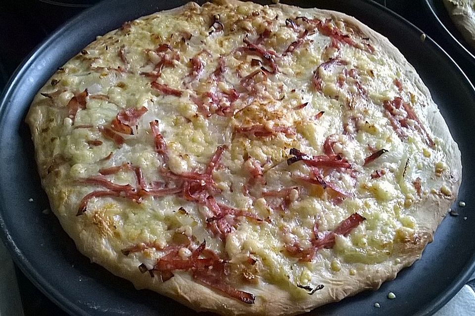 Pizza alla Carbonara