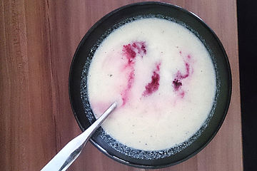Rettichsuppe mit roter Beete