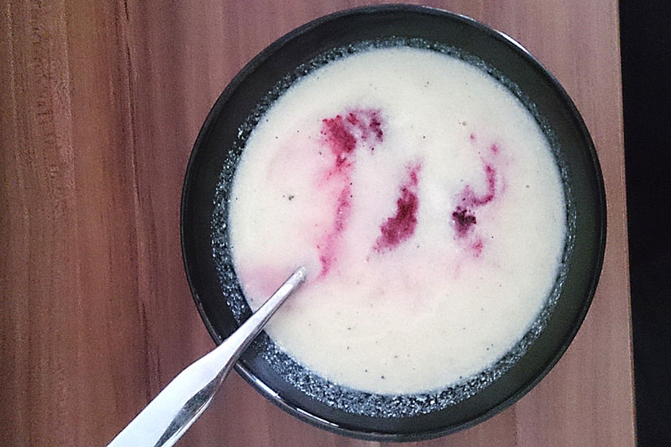 Rettichsuppe mit roter Beete Rettichsuppe mit roter Beete
