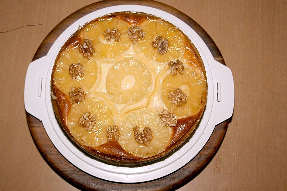 Ananas-Frischkäse-Torte