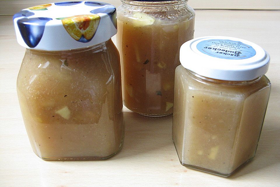 Bananen-Pfirsich-Apfel Marmelade mit Limette