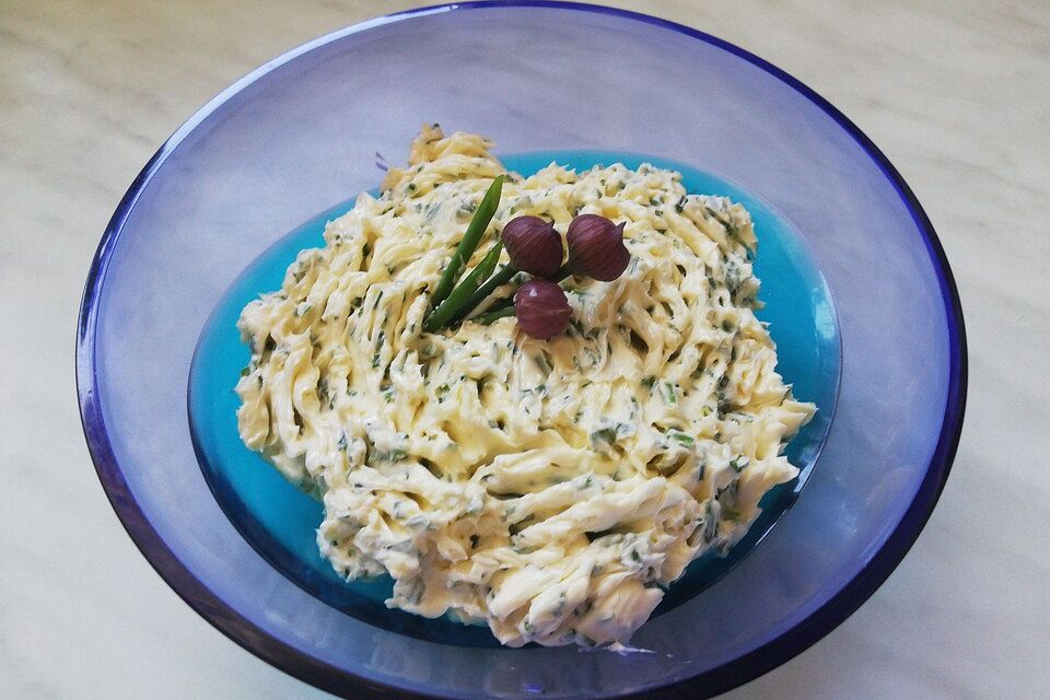 Schnittlauchbutter Schnittlauchbutter