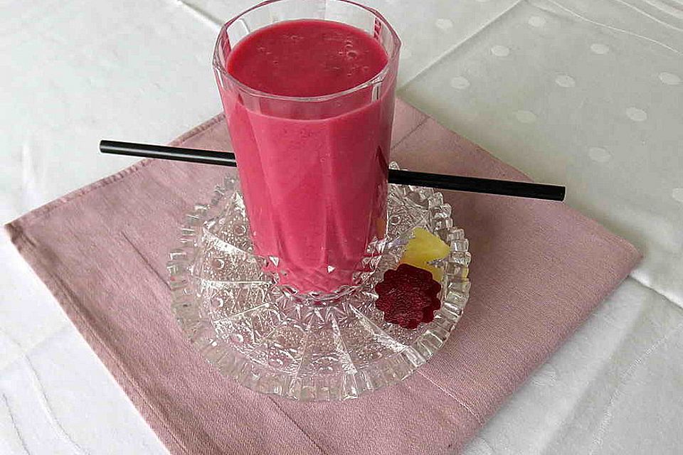 Rote Bete-Ananas-Smoothie