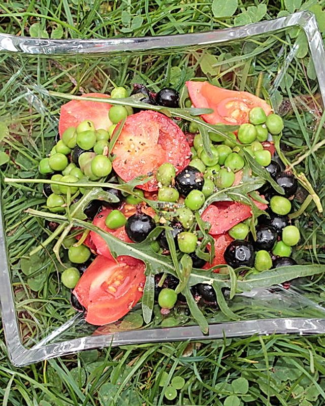 Fruchtiger Erbsen-Tomaten-Rucola-Salat