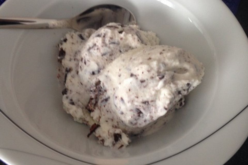 Stracciatella Eis