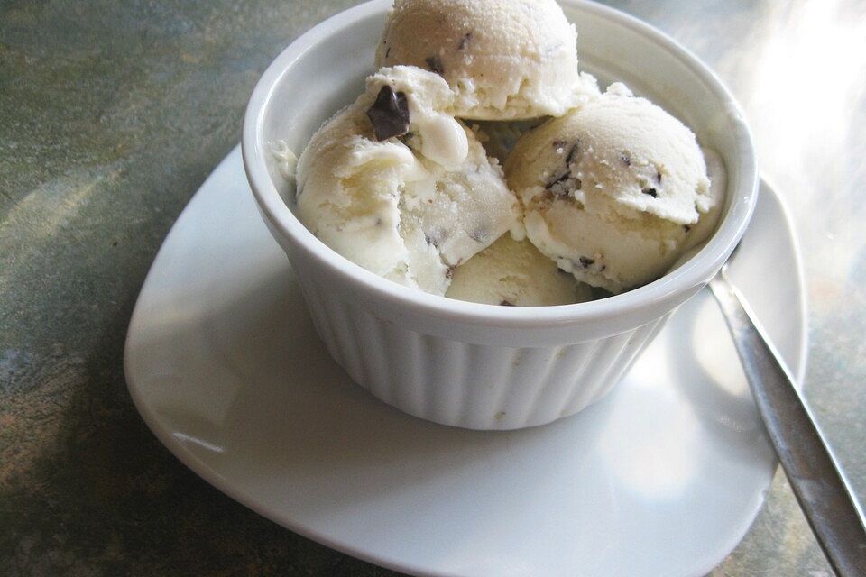 Stracciatella Eis