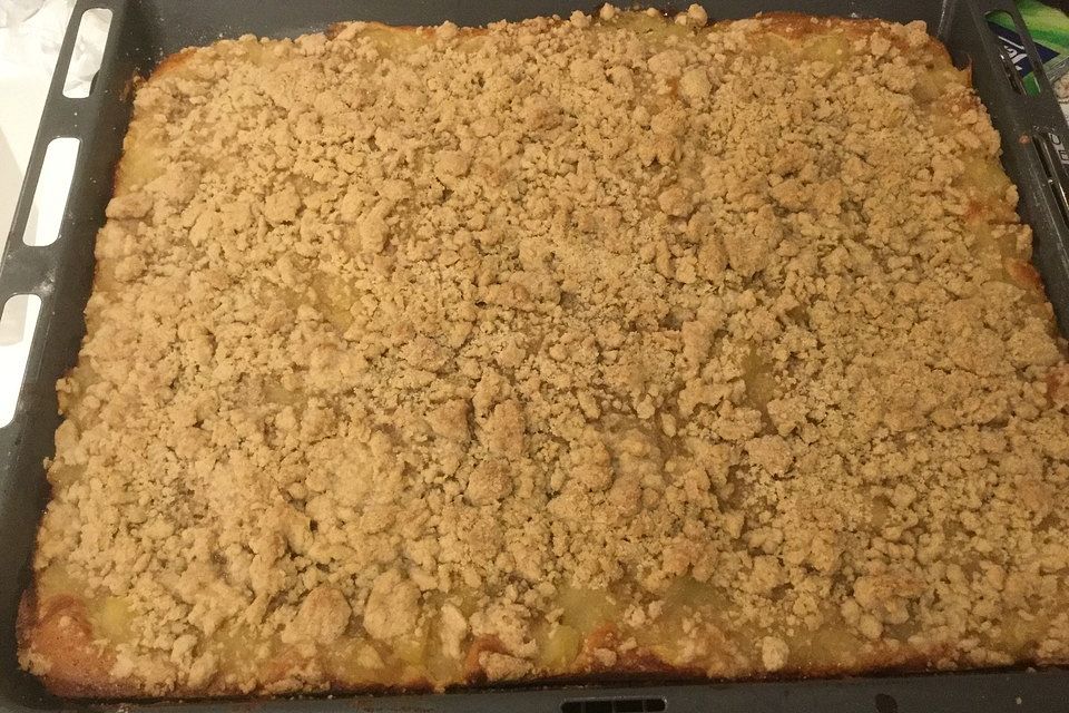 Streusel Apfel Blechkuchen