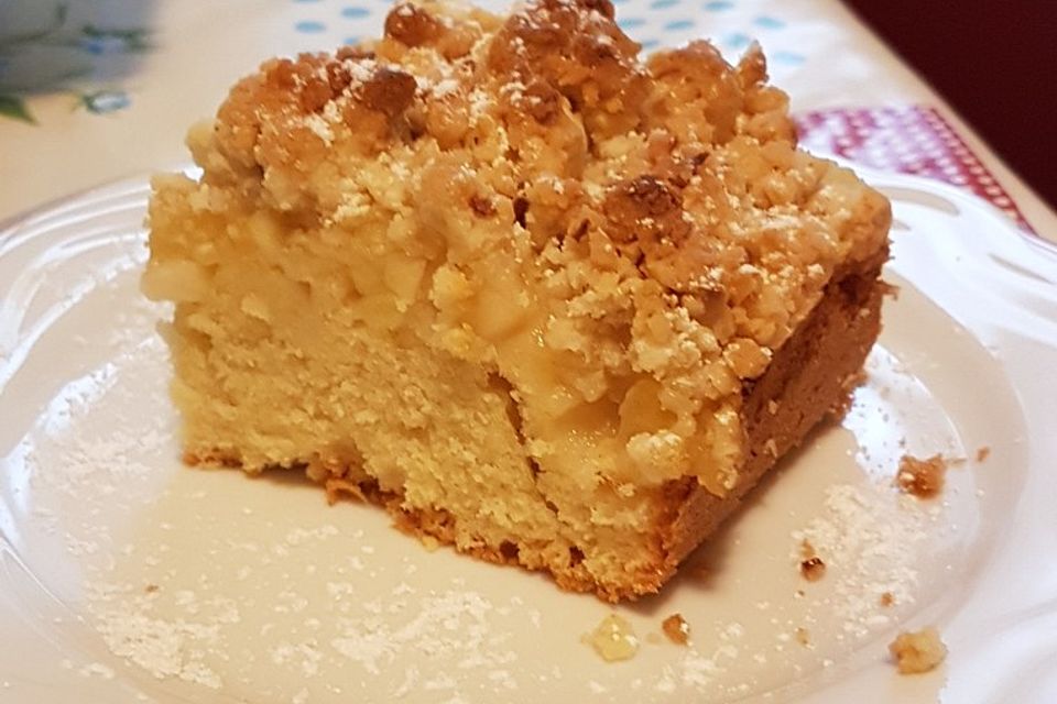 Streusel Apfel Blechkuchen