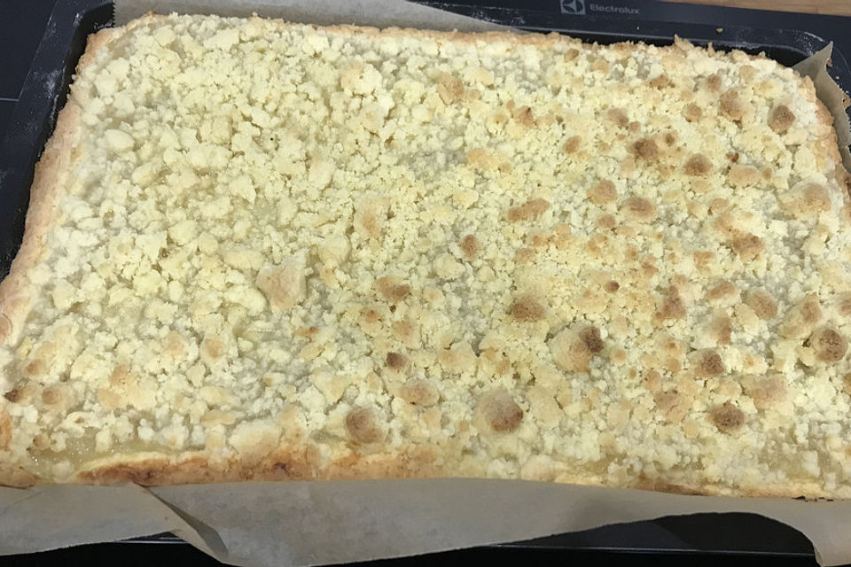 Streusel Apfel Blechkuchen