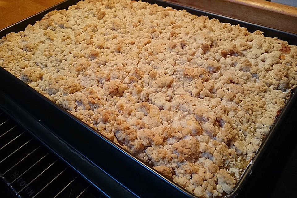 Streusel Apfel Blechkuchen