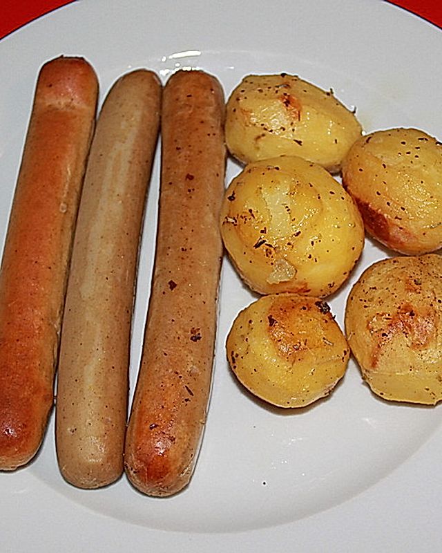 Backkartoffeln mit vegetarischen Bratwürstchen