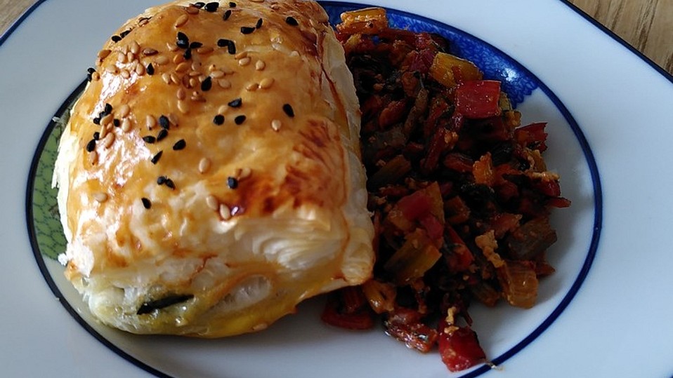 Mangold-Feta-Blätterteigtaschen von plasa2412 Mangold-Feta-Blätterteigtaschen von plasa2412