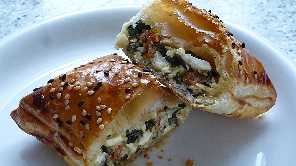 Mangold-Feta-Blätterteigtaschen von plasa2412 Mangold-Feta-Blätterteigtaschen von plasa2412