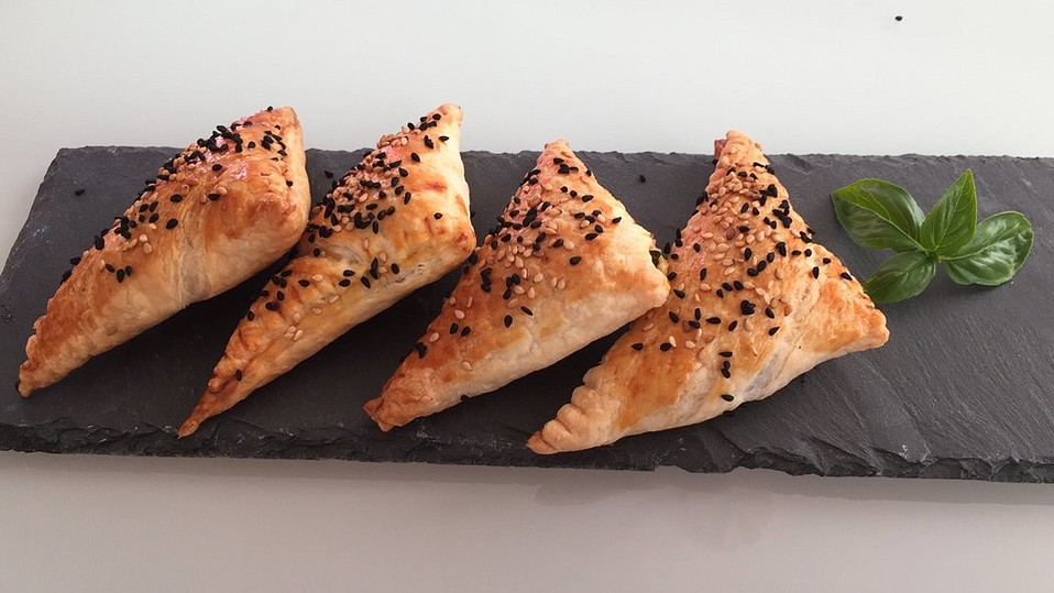 Mangold-Feta-Blätterteigtaschen von plasa2412 Mangold-Feta-Blätterteigtaschen von plasa2412