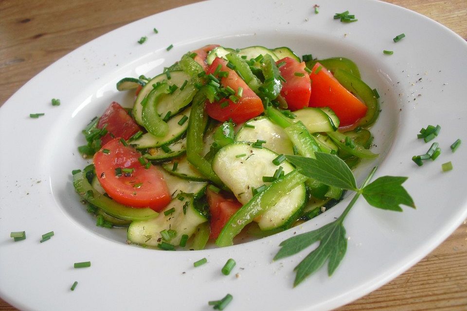 Gemischter Tomatensalat